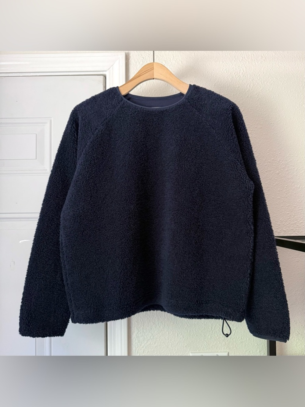 YMC navy faux shearling fuzzy boxy cropped crew neck pullover sweater